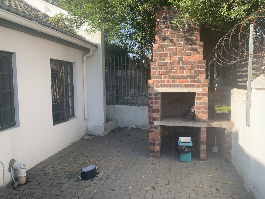 6 Bedroom Property for Sale in Table View Western Cape